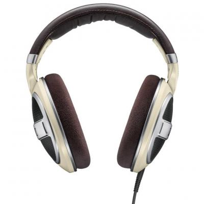 Sennheiser High End Headphones Around Ear - HD 599