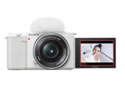 Sony Interchangeable Lens Vlog Camera in White - ILCZVE10L/W