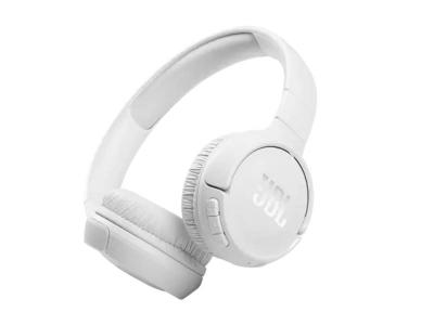 JBL Wireless On-Ear Headphones in White - Tune 510BT (W)