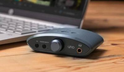 iFi USB DAC And Headphone Amplifier - Uno