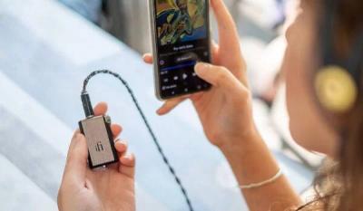 iFi Pocket-Rocket Portable HD Bluetooth DAC/Amp - Go Blu