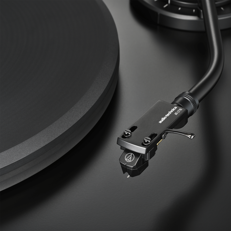 Audio Technica Fully Manual Belt-Drive Turntable - AT-LP7X