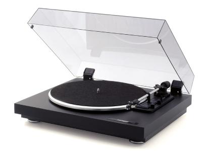 Thorens Plug-And Play Turntable With High Quality Acrylic Cover - TD 158