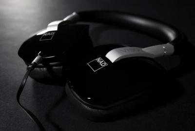 NAD Over-Ear Headphones With Multi Click Remote - HP50